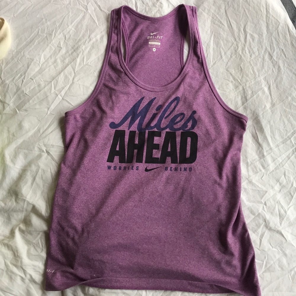 Nike running top